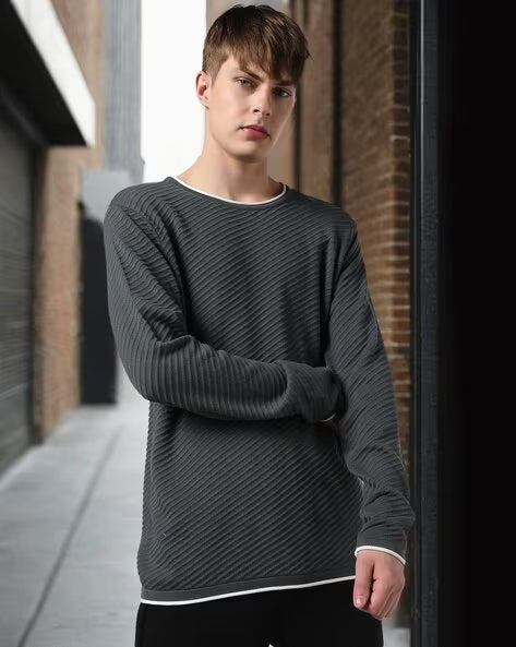 TEAMSPIRIT Men Striped Regular Fit Crew-Neck T-Shirt