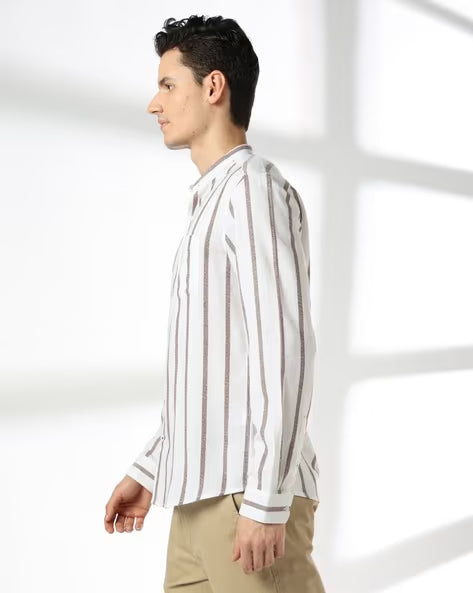 NETPLAY Men 06 Striped Regular Fit Shirt with Patch Pocket